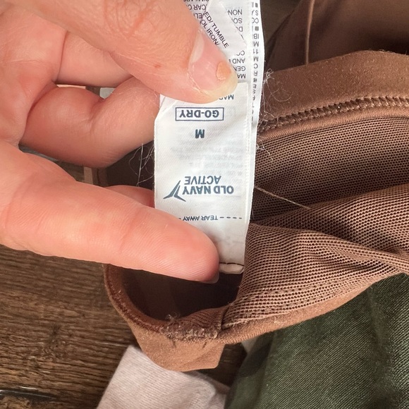 Old Navy matching activewear set (size M) - Picture 3 of 3